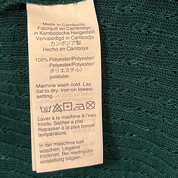 J. Crew pointelle puff sleeve, ruffle trim top. Green. Size M EUC! - Picture 4 of 4